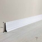 قرنیز سفید رگه دار