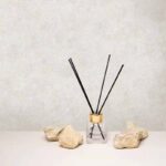 کاغذ دیواری طرح پتینه سفید کد ۱۰۱۸۹