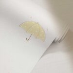 کاغذدیواری کودک طرح چتر های رنگی کد 12012 - تصویر 2