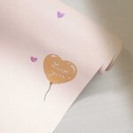 کاغذدیواری کودک طرح بادکنک های قلبی | صورتی کد 12015 - تصویر 2