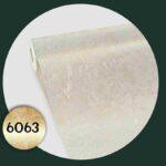 کاغذ دیواری طرح پتینه سفید اکلیل دار کد 6063