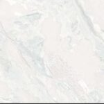 کاغذدیواری طرح پتینه مرمری کرم نقرآبی اکلیل دار کد 2003